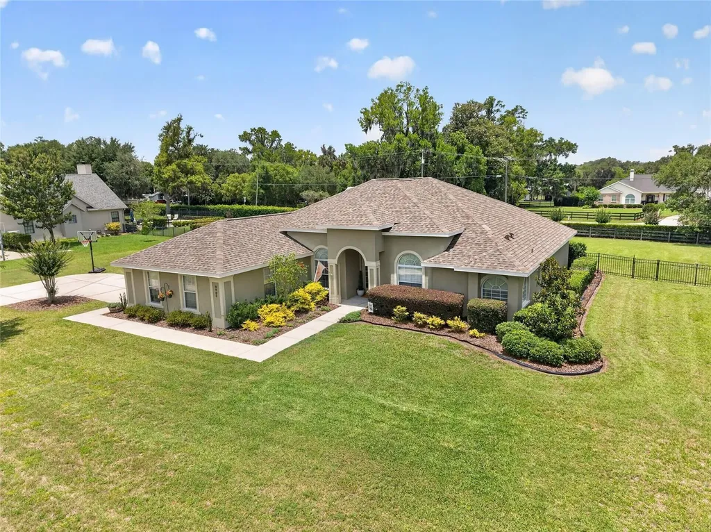 3903 SE 38th Loop Ocala FL 34480