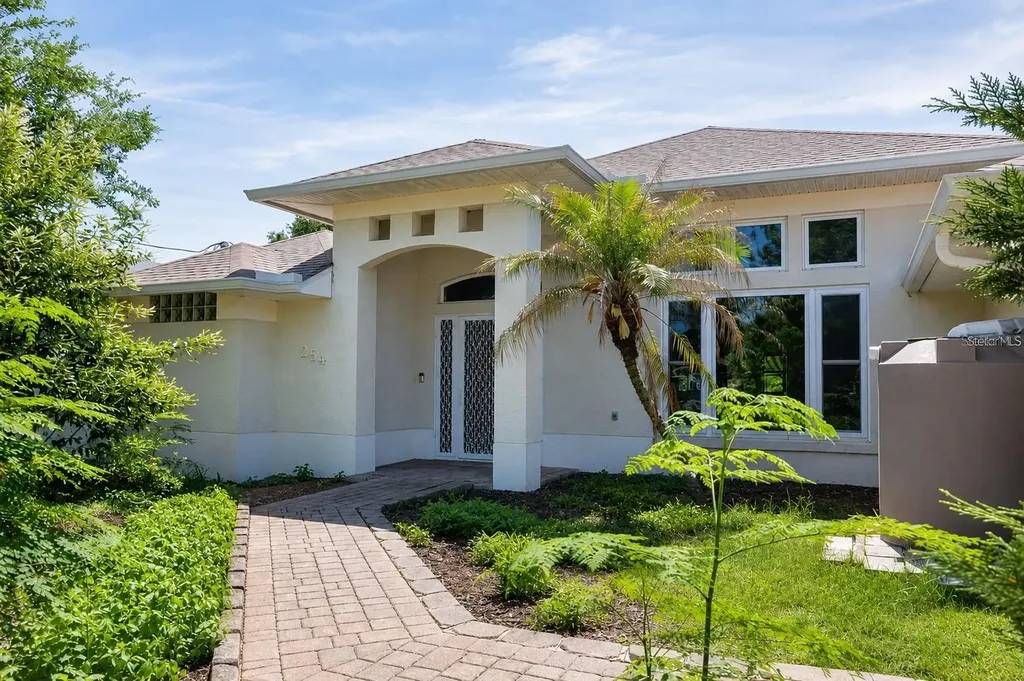 6 Fairhill Lane Palm Coast FL 32137