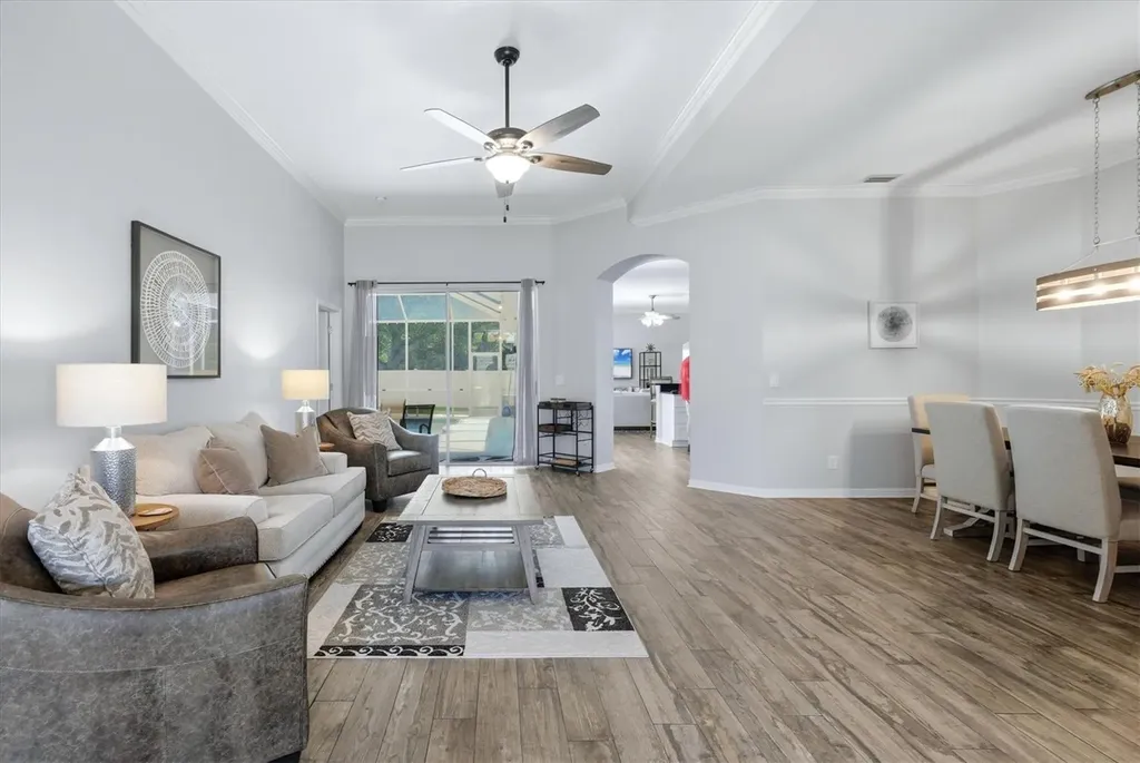4617 Egmont Drive Bradenton FL 34203