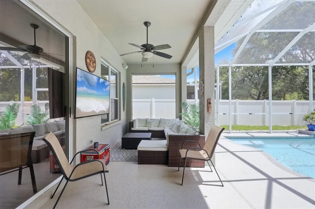 4617 Egmont Drive Bradenton FL 34203