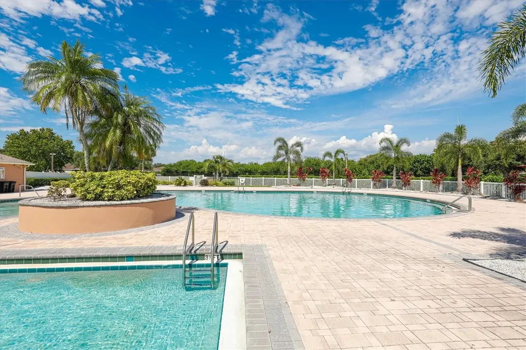 4617 Egmont Drive Bradenton FL 34203