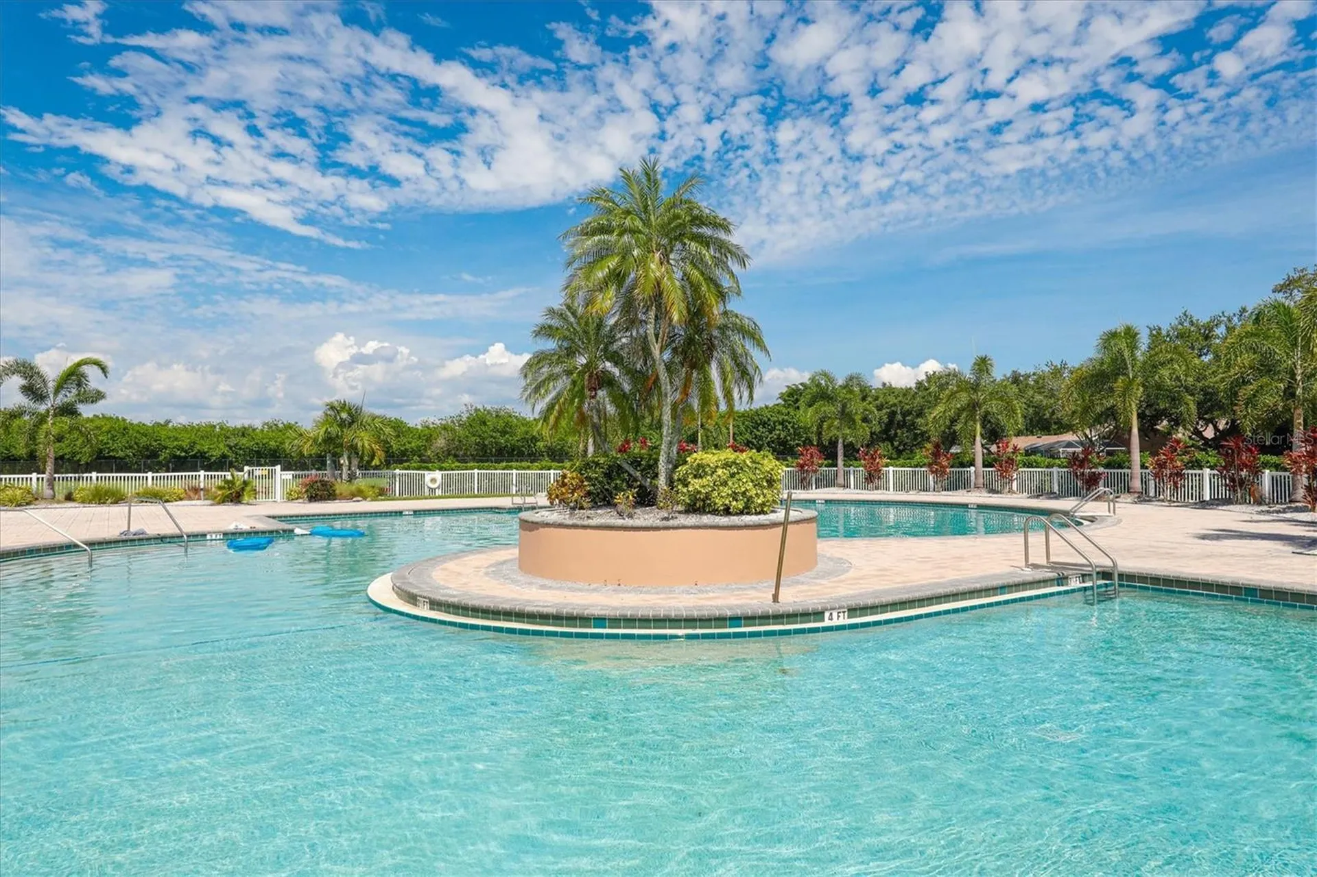 4617 Egmont Drive Bradenton FL 34203