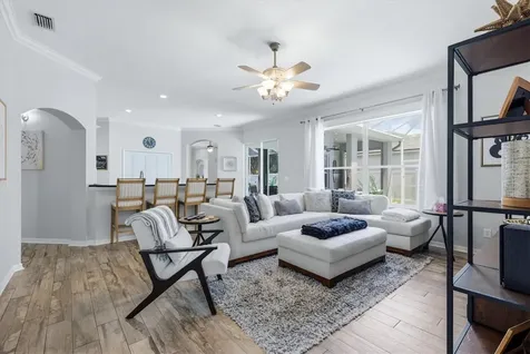 4617 Egmont Drive Bradenton FL 34203