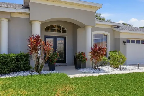 4617 Egmont Drive Bradenton FL 34203