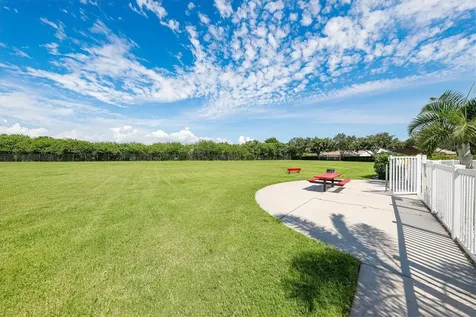 4617 Egmont Drive Bradenton FL 34203