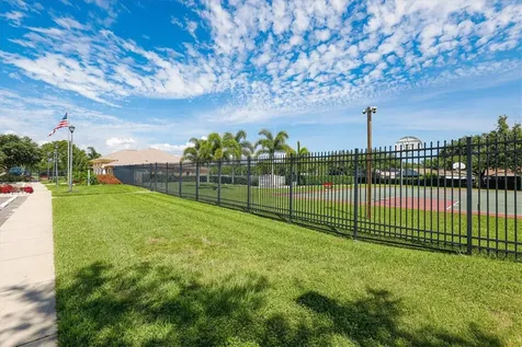 4617 Egmont Drive Bradenton FL 34203