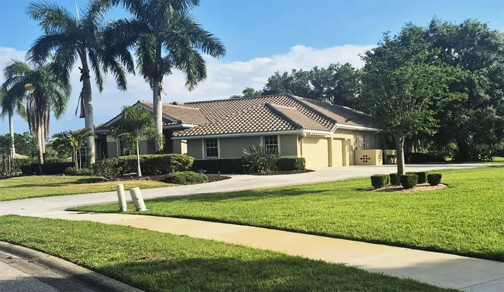 8333 Eagle Lake Drive Sarasota FL 34241