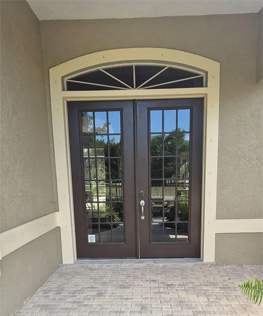 8333 Eagle Lake Drive Sarasota FL 34241