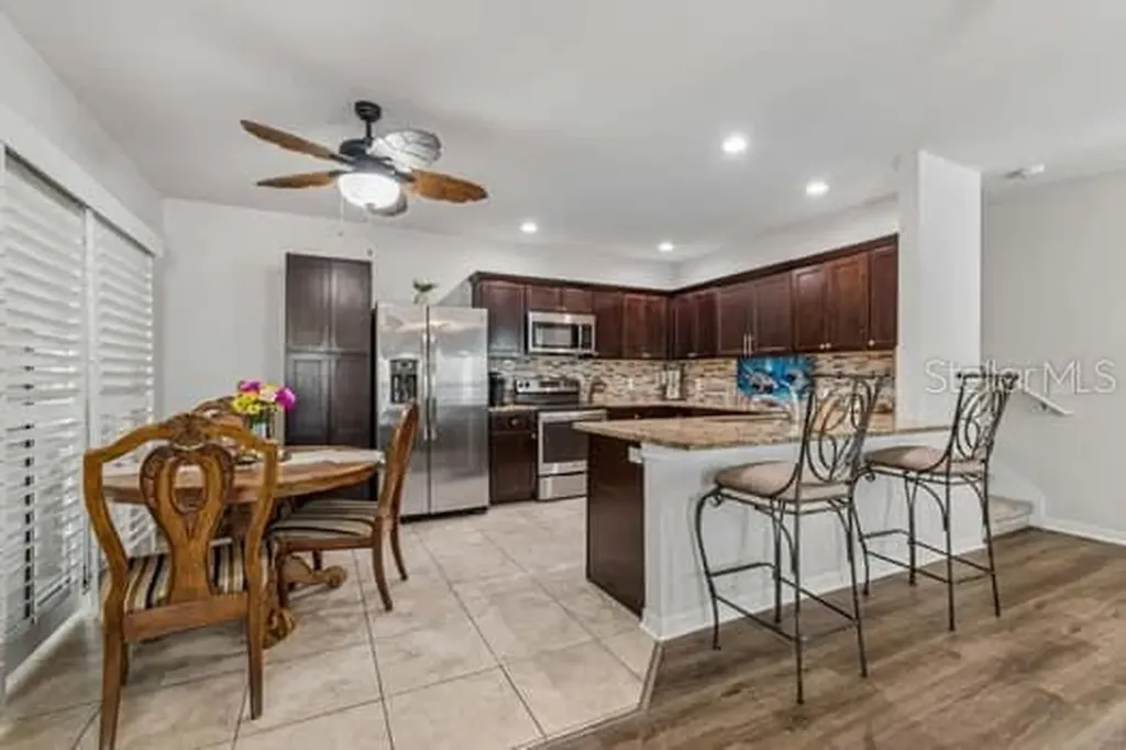 994 Celtic Circle Tarpon Springs FL 34689