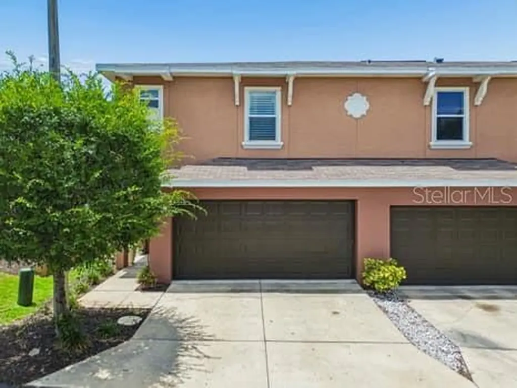 994 Celtic Circle Tarpon Springs FL 34689