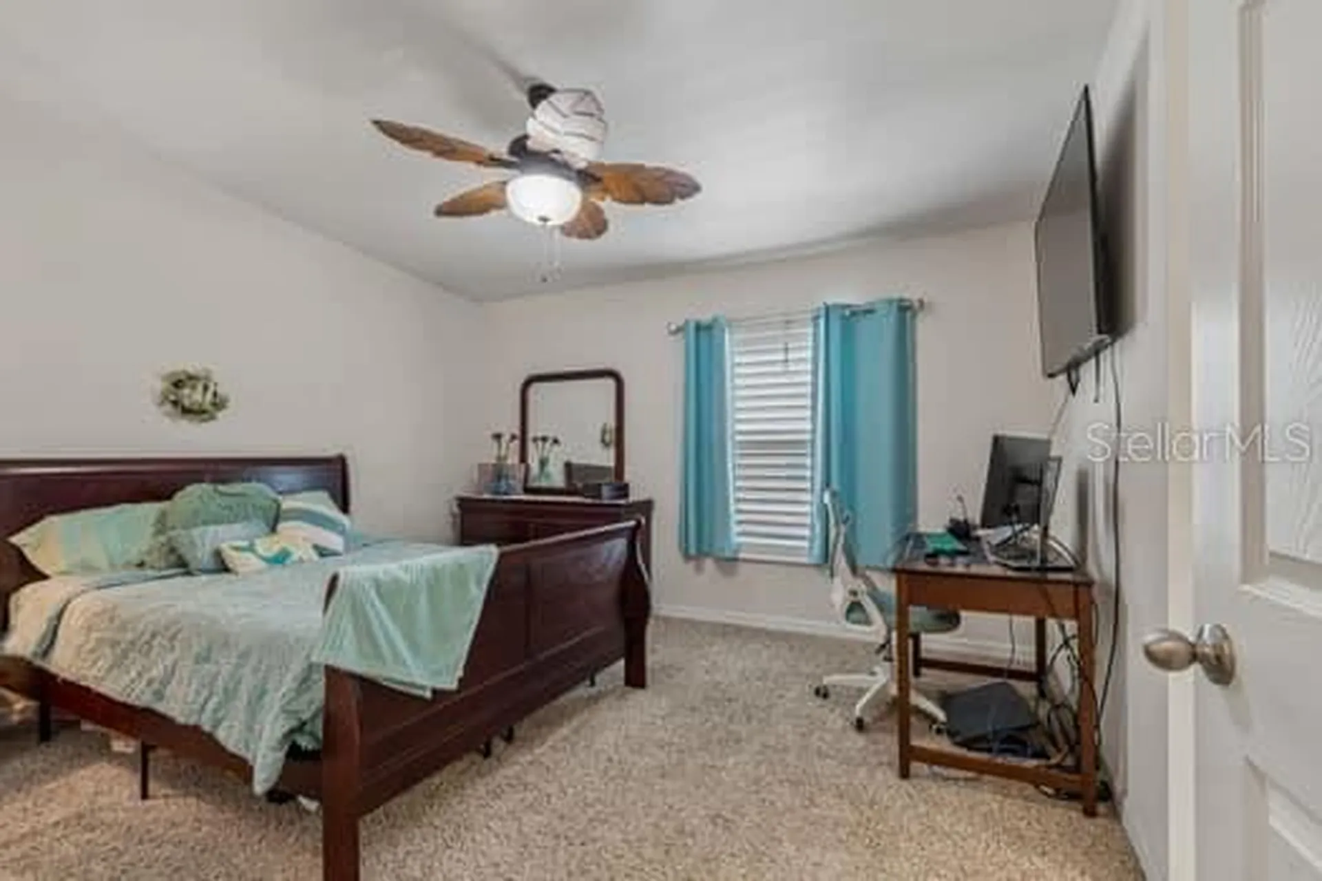 994 Celtic Circle Tarpon Springs FL 34689