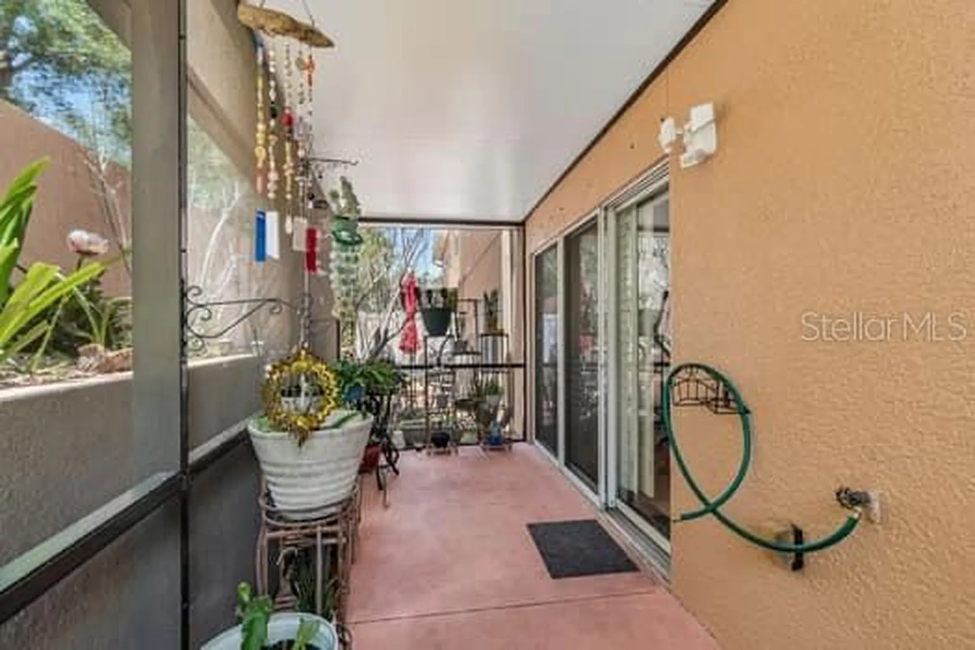 994 Celtic Circle Tarpon Springs FL 34689
