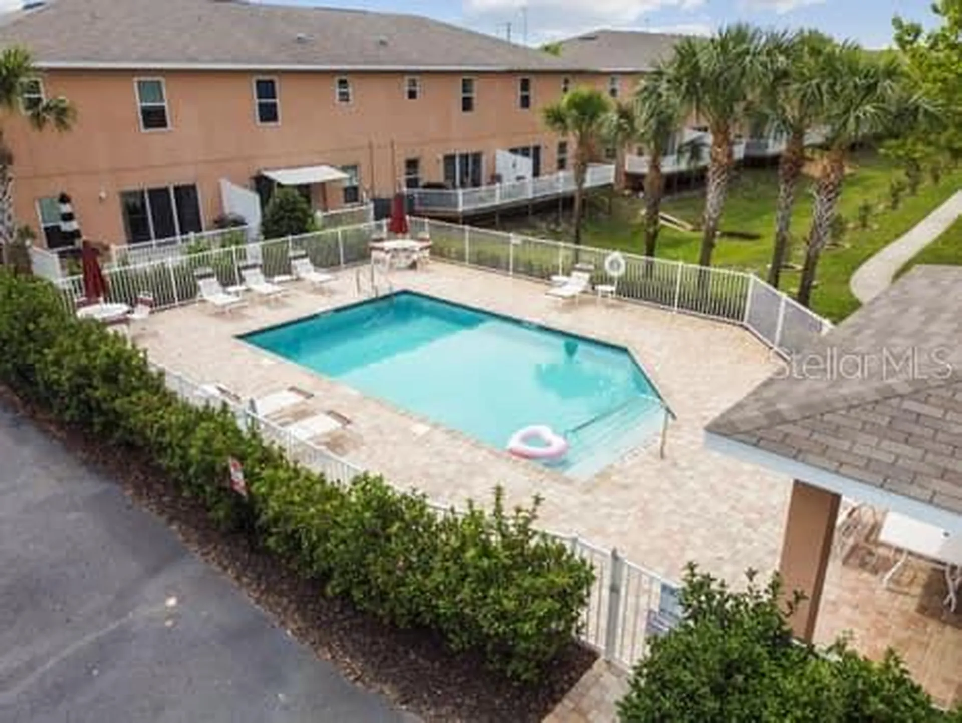 994 Celtic Circle Tarpon Springs FL 34689