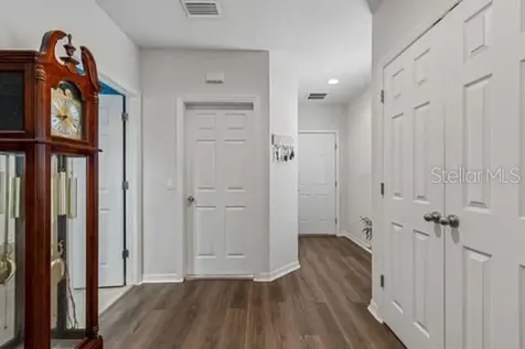 994 Celtic Circle Tarpon Springs FL 34689