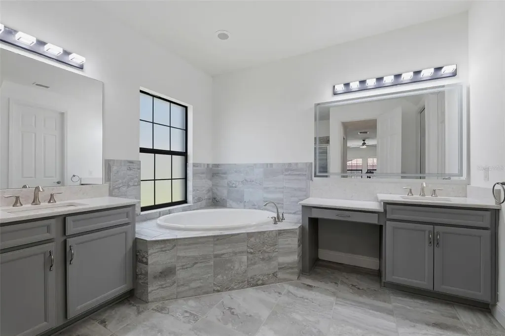 2451 Slade Avenue Odessa FL 33556