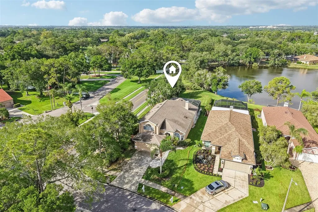 586 Kingsmill Court Oldsmar FL 34677