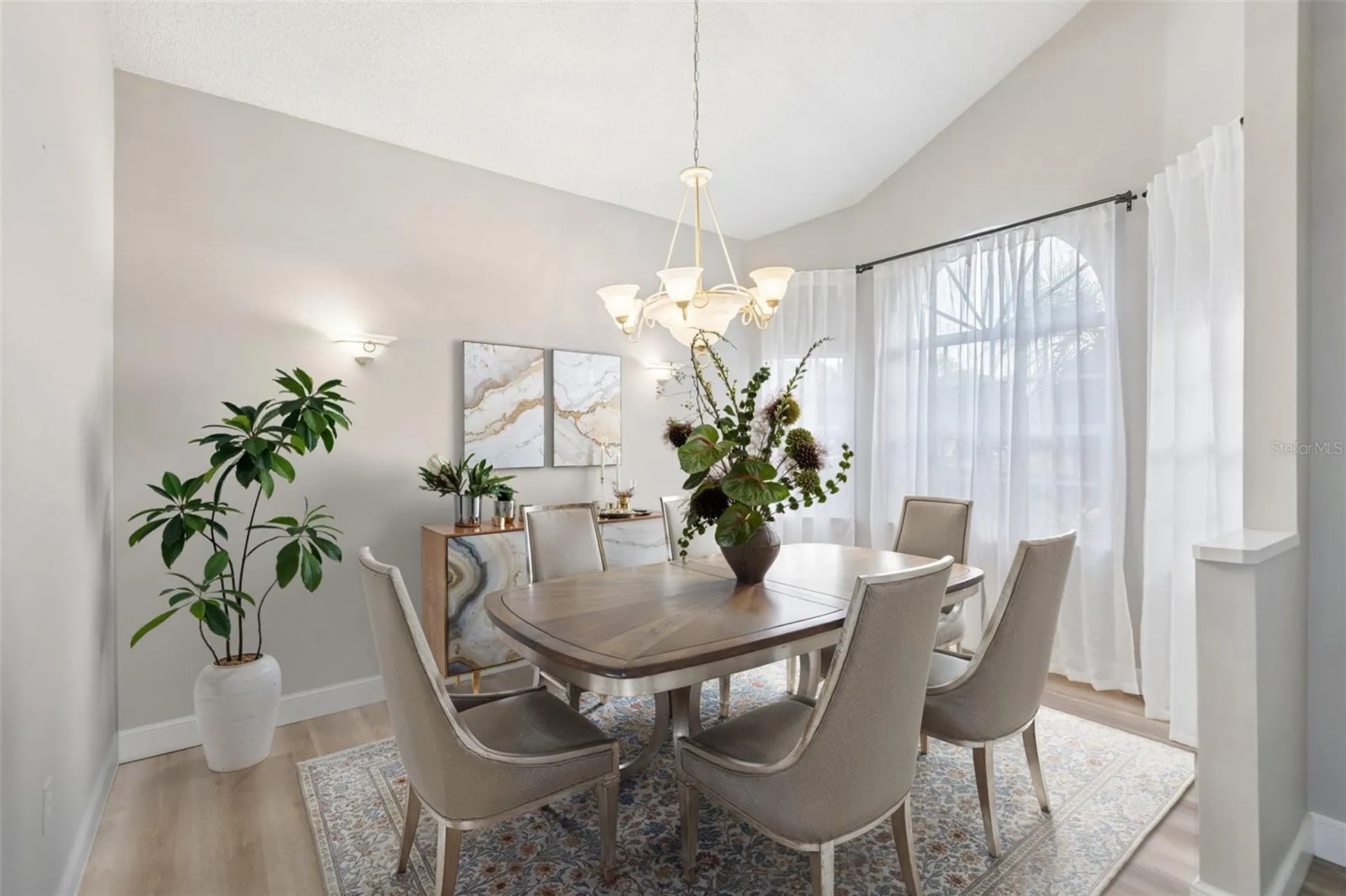 586 Kingsmill Court Oldsmar FL 34677