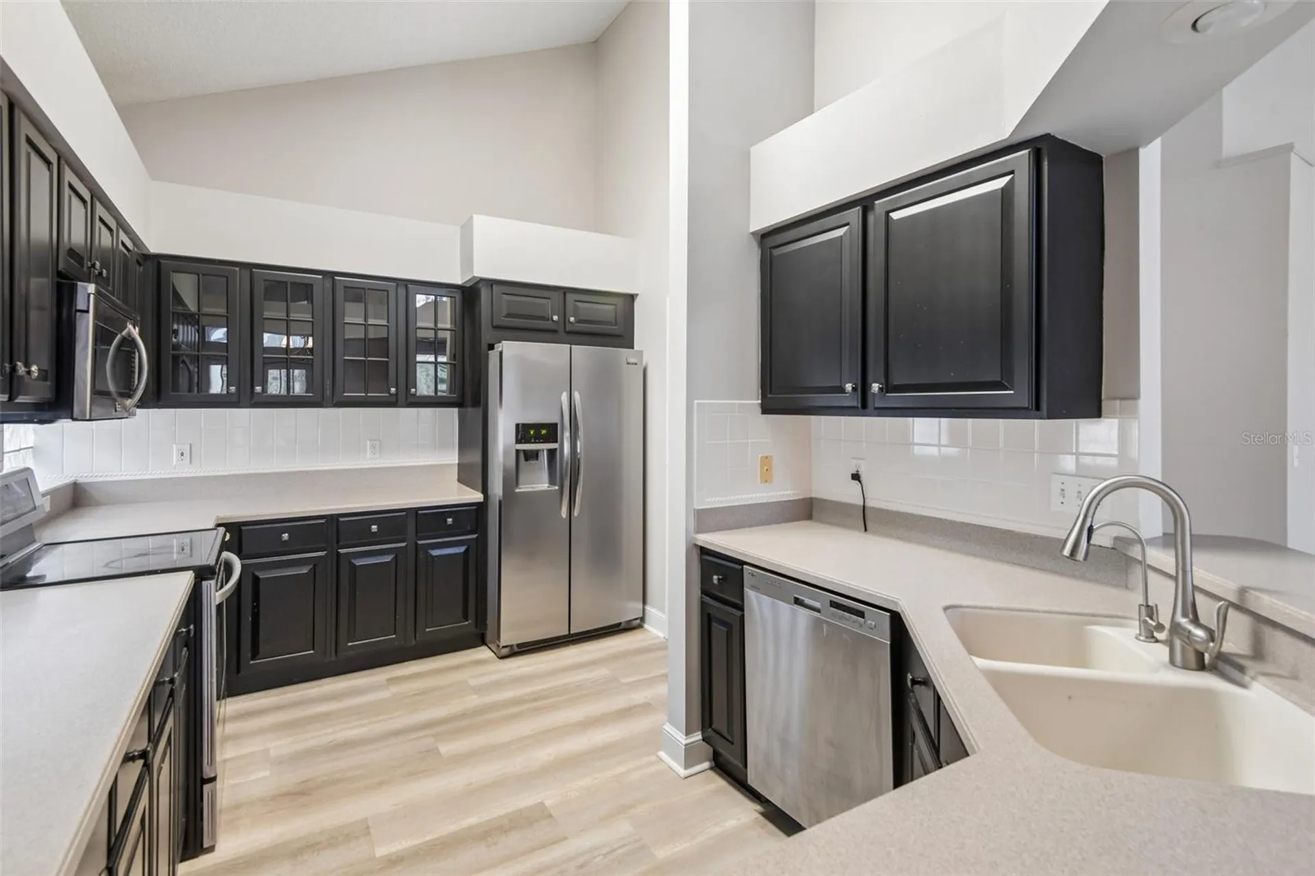 586 Kingsmill Court Oldsmar FL 34677