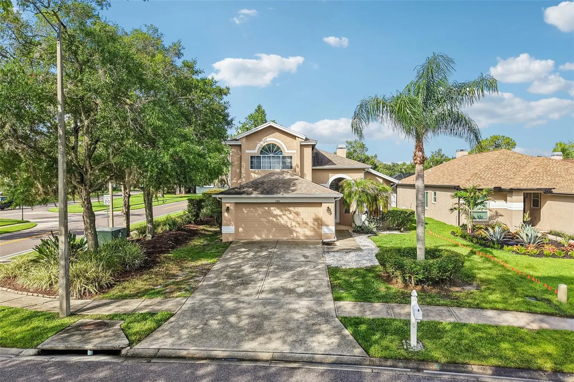 586 Kingsmill Court Oldsmar FL 34677