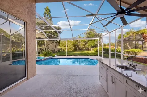 586 Kingsmill Court Oldsmar FL 34677