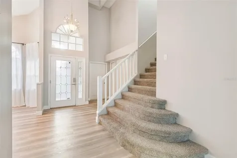586 Kingsmill Court Oldsmar FL 34677