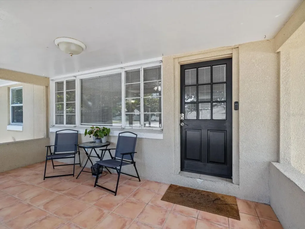 5015 15th Avenue S Gulfport FL 33707