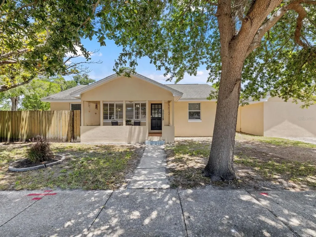 5015 15th Avenue S Gulfport FL 33707