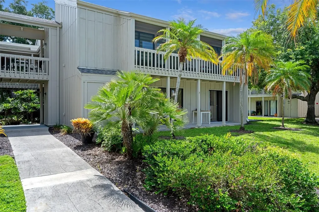 2220 Bahia Vista Street Sarasota FL 34239