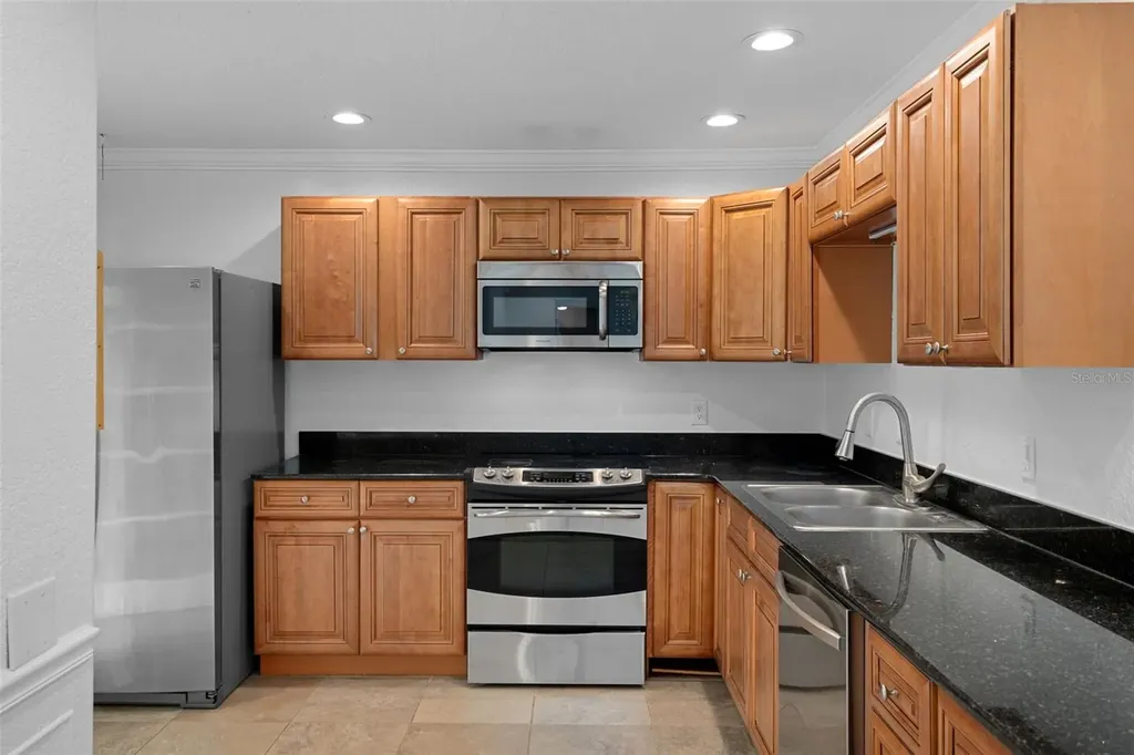 2220 Bahia Vista Street Sarasota FL 34239
