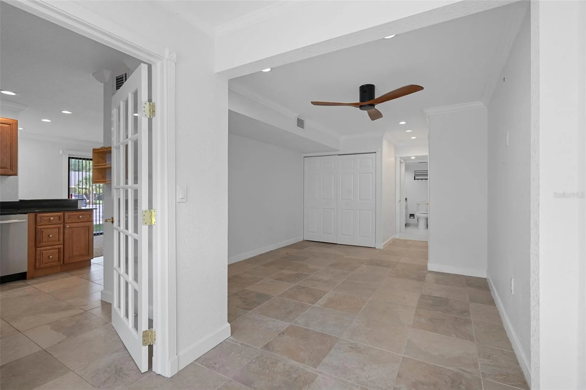 2220 Bahia Vista Street Sarasota FL 34239