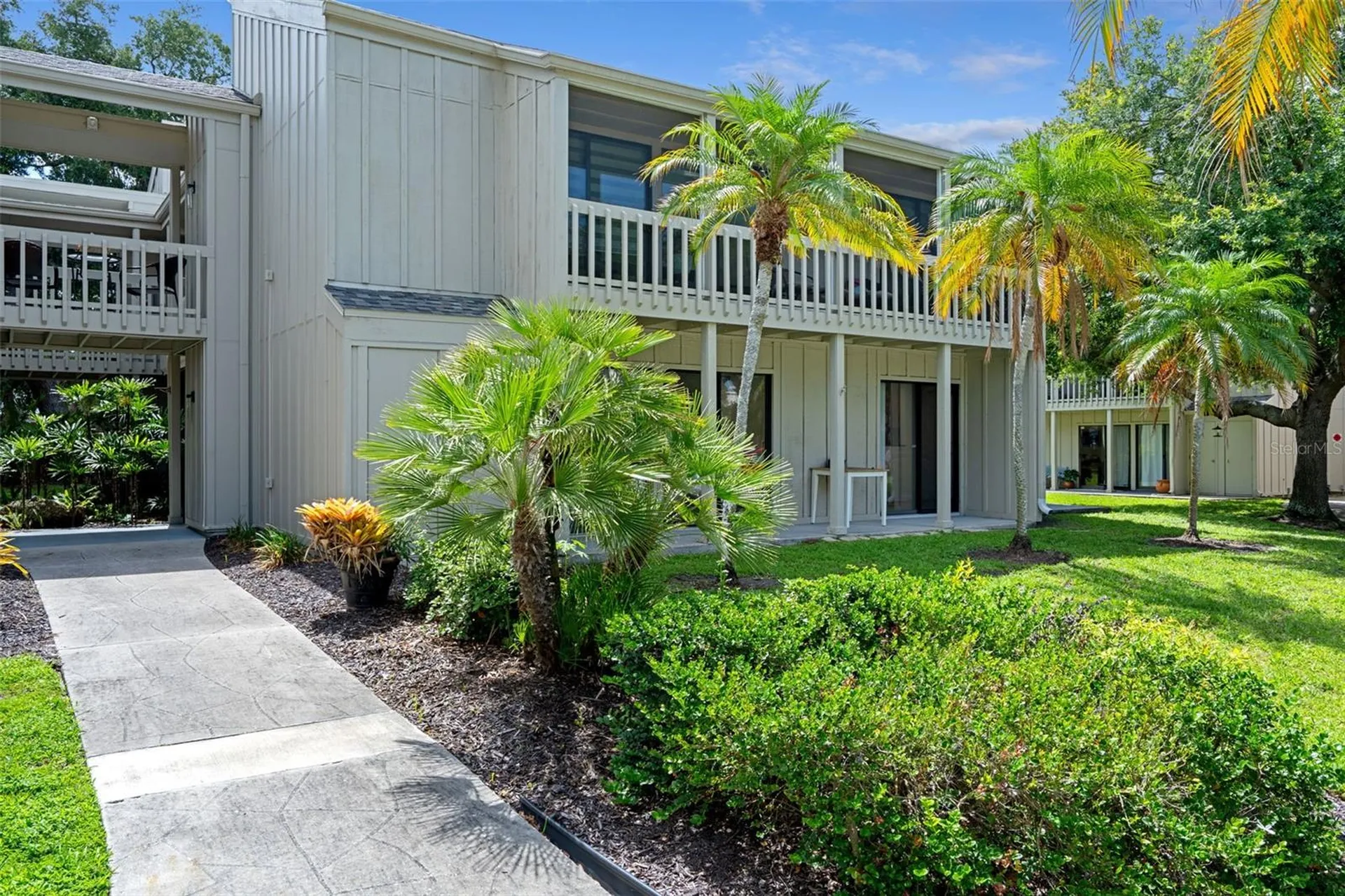 2220 Bahia Vista Street Sarasota FL 34239