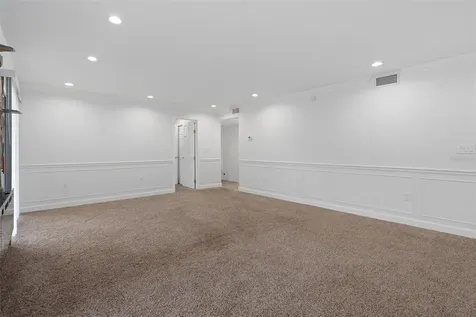 2220 Bahia Vista Street Sarasota FL 34239