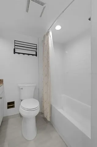 2220 Bahia Vista Street Sarasota FL 34239