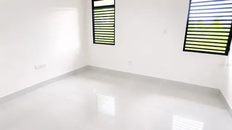 Urb Parkville Ave. Lopategui Guaynabo PR 00969