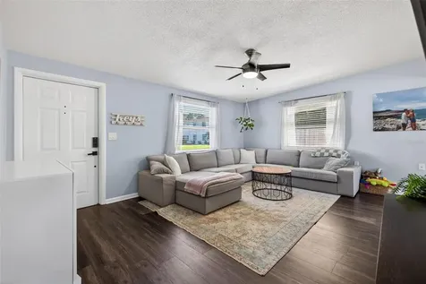 4750 39th Avenue N St Petersburg FL 33714