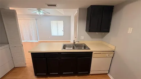 4323 Pinebark Avenue Orlando FL 32811