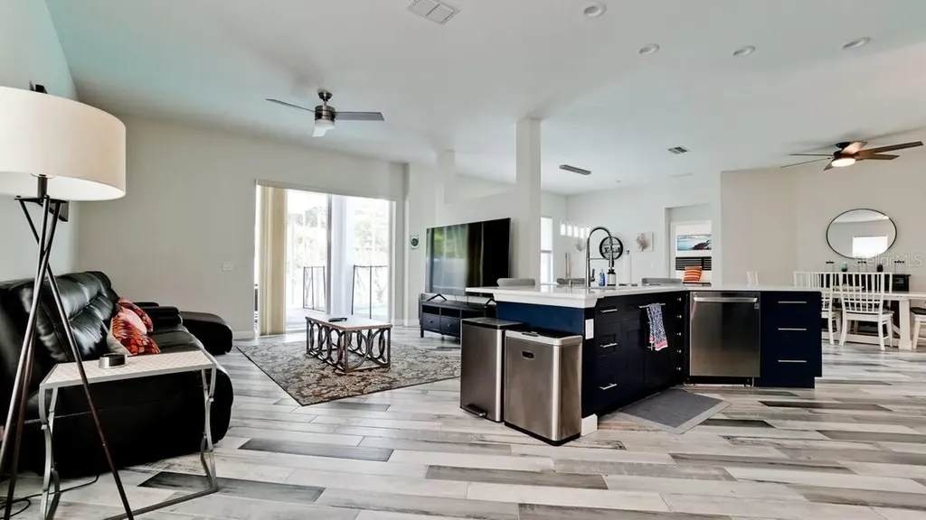 4119 2nd Avenue E Bradenton FL 34208
