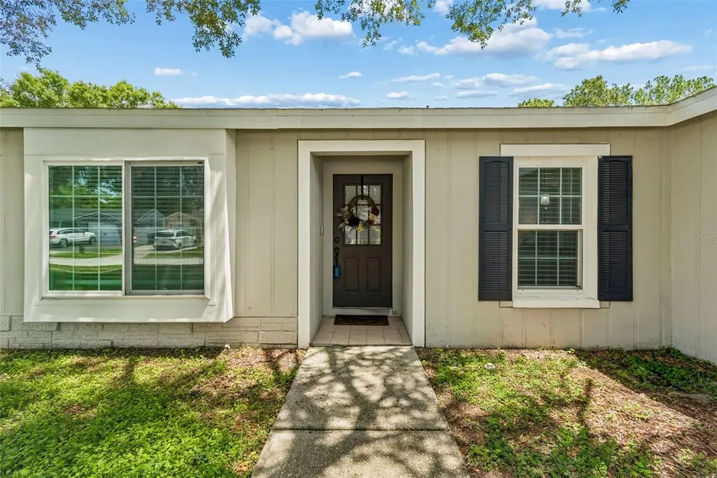 5707 Ridgestone Drive Tampa FL 33625