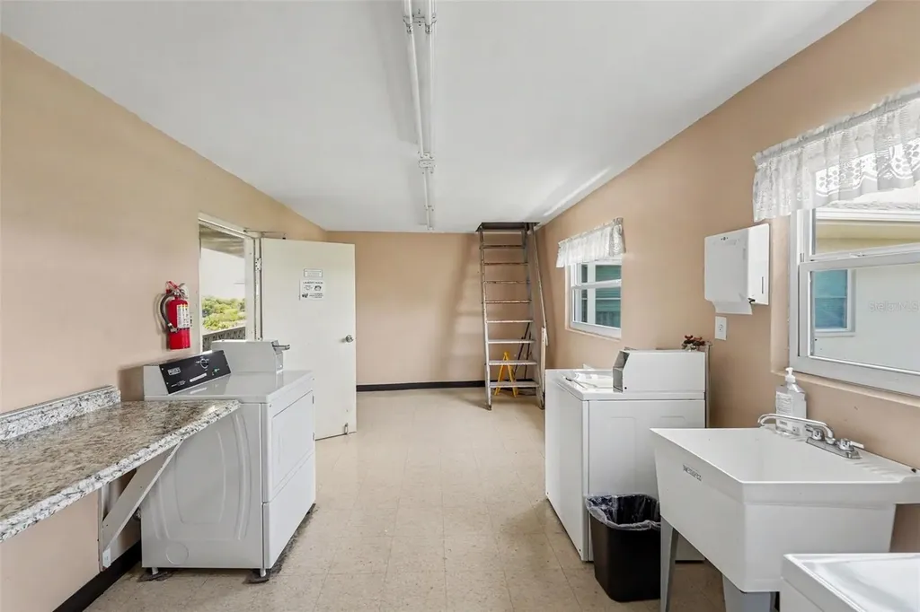 1235 S Highland Avenue Clearwater FL 33756