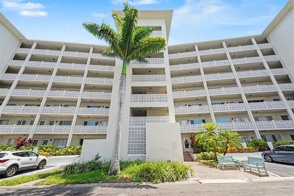 1235 S Highland Avenue Clearwater FL 33756