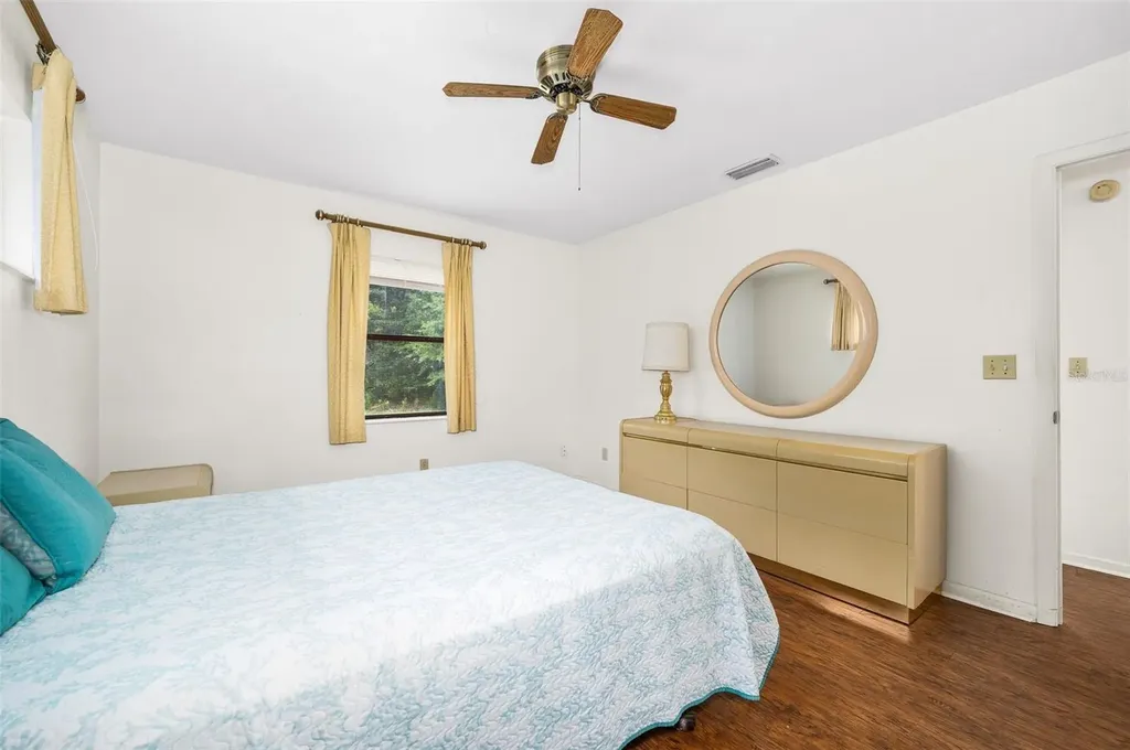 8496 NW 37th Terrace Gainesville FL 32653