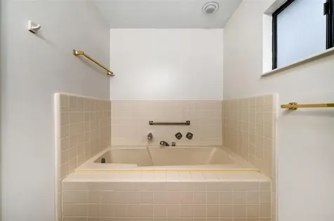 8496 NW 37th Terrace Gainesville FL 32653