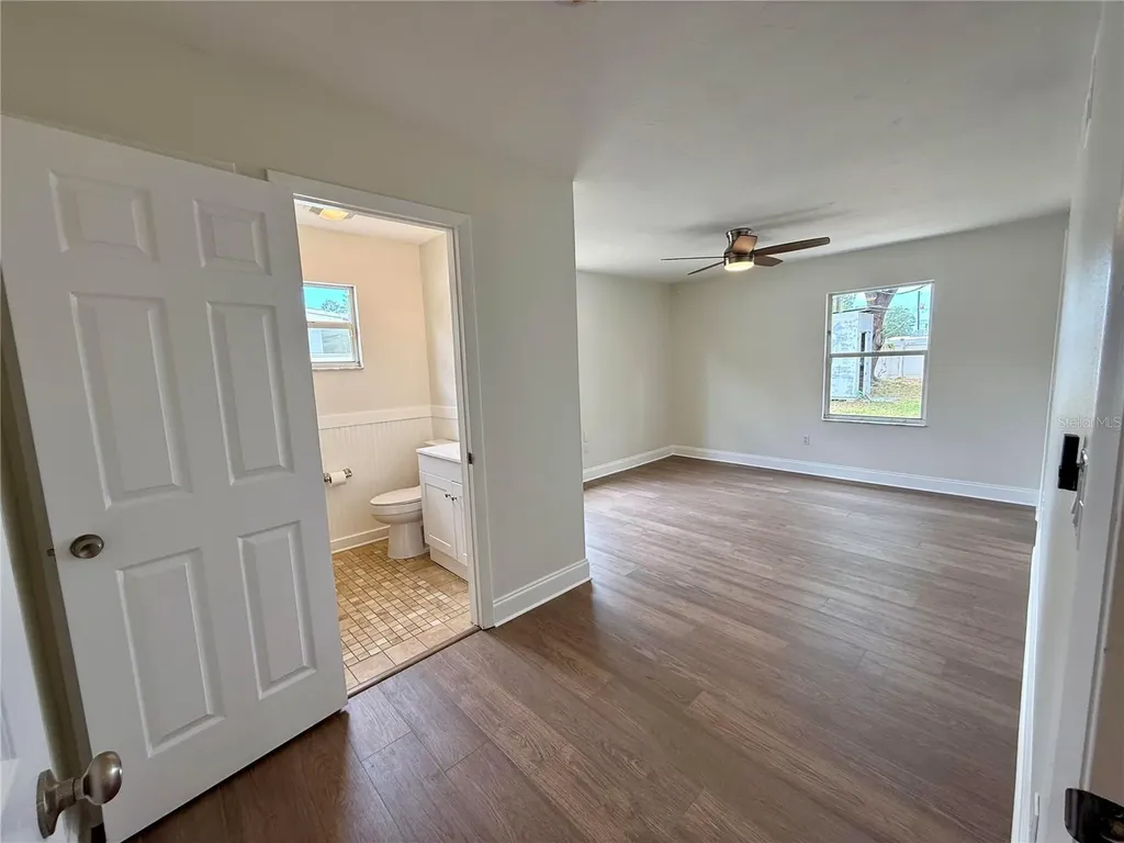 224 W Cornelius Circle Sarasota FL 34232