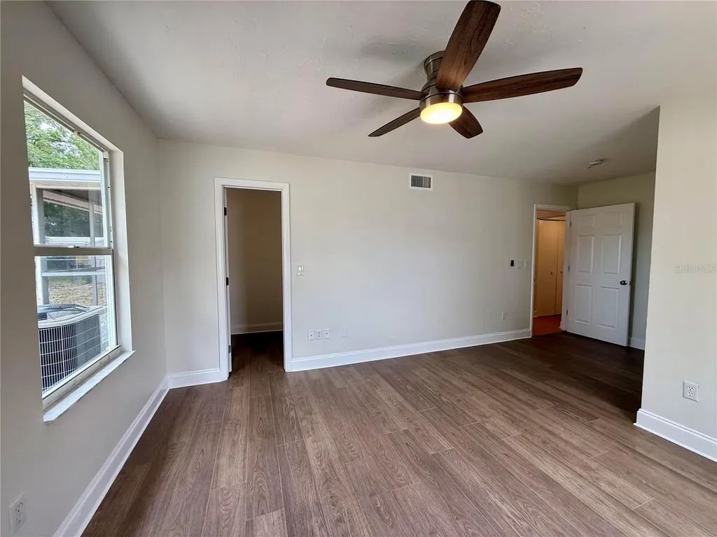 224 W Cornelius Circle Sarasota FL 34232