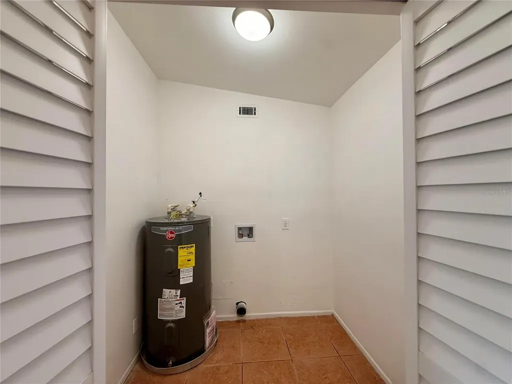 224 W Cornelius Circle Sarasota FL 34232
