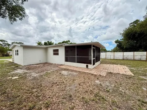 224 W Cornelius Circle Sarasota FL 34232