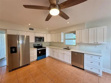 224 W Cornelius Circle Sarasota FL 34232