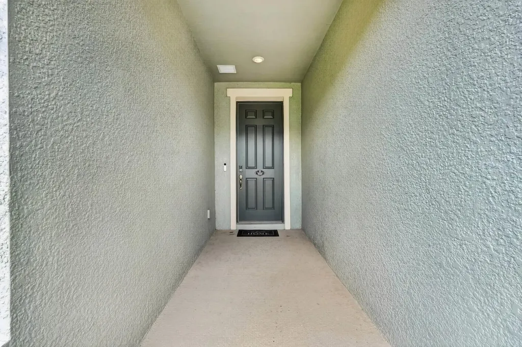 1196 Pearl Tree Road Deltona FL 32725