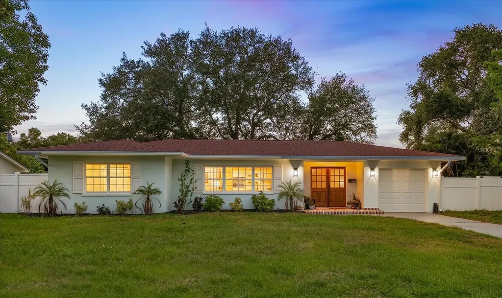 1736 Golf View Drive Belleair FL 33756