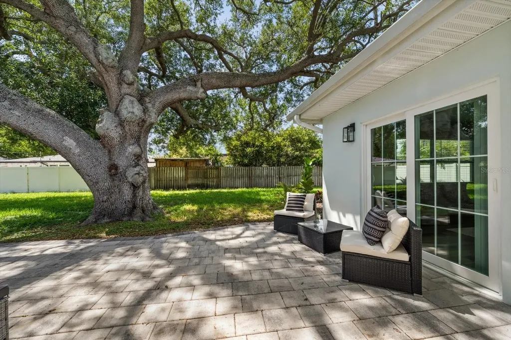 1736 Golf View Drive Belleair FL 33756